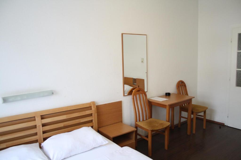 Bed & Breakfast Cyrus 2*