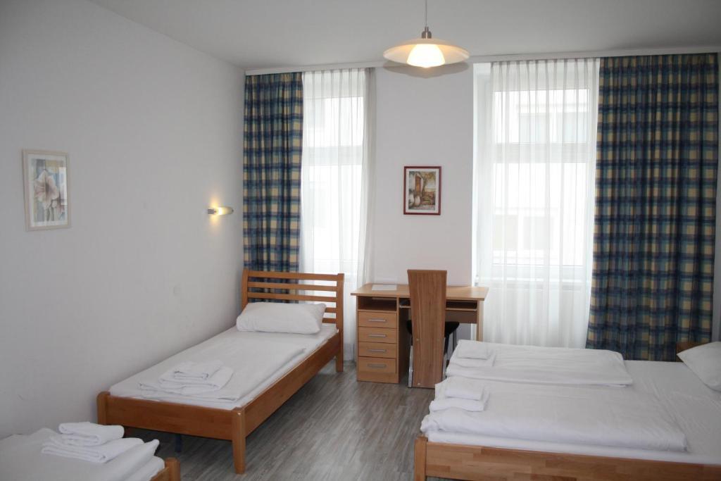 Bed & Breakfast Cyrus 2*